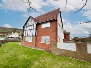 Photo 27- click for photo gallery